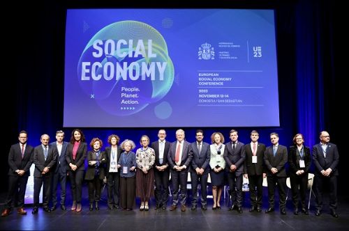 CUMBRE SOCIAL ECONOMY